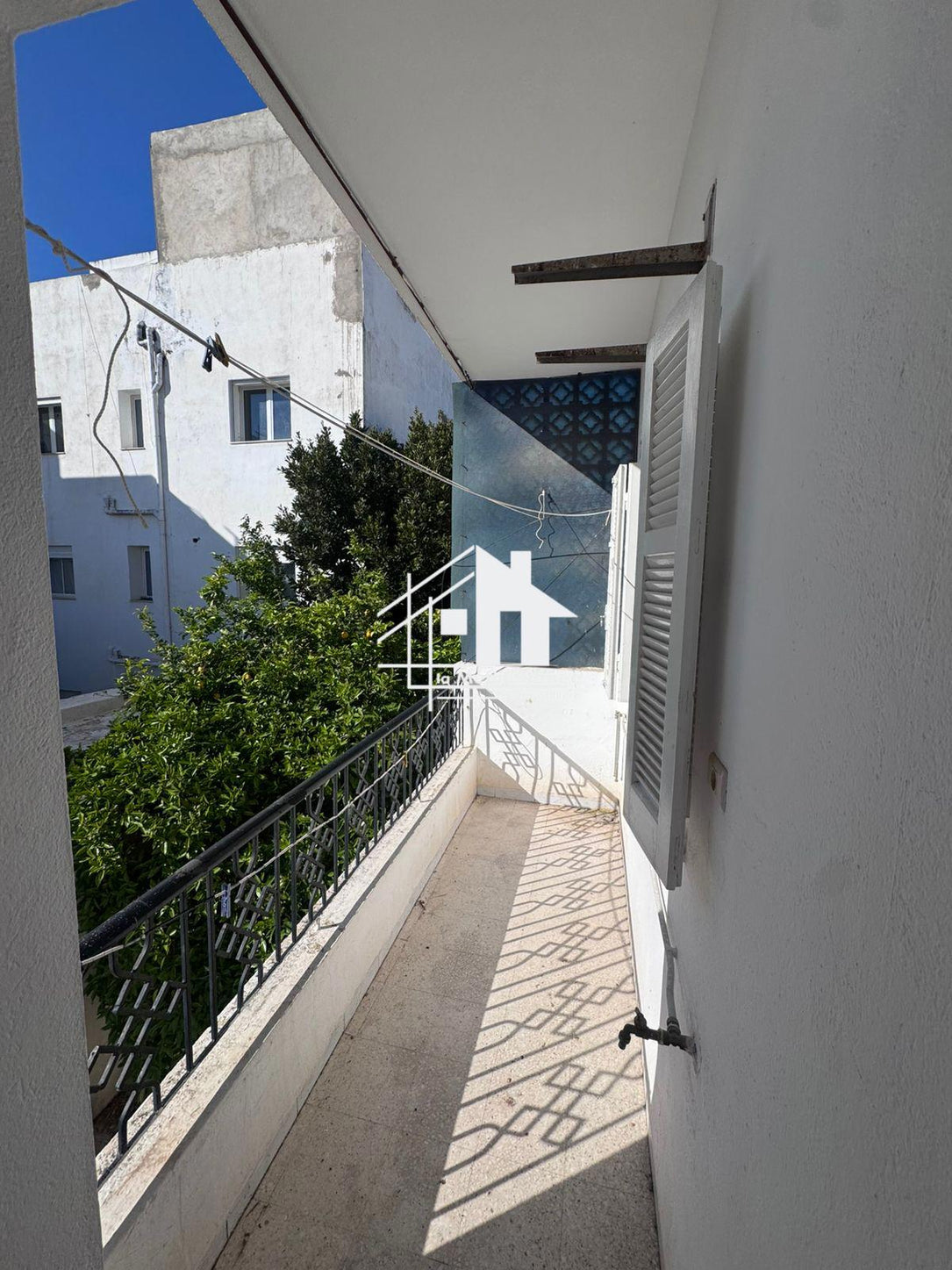 A louer étage de villa S+1 à manouba