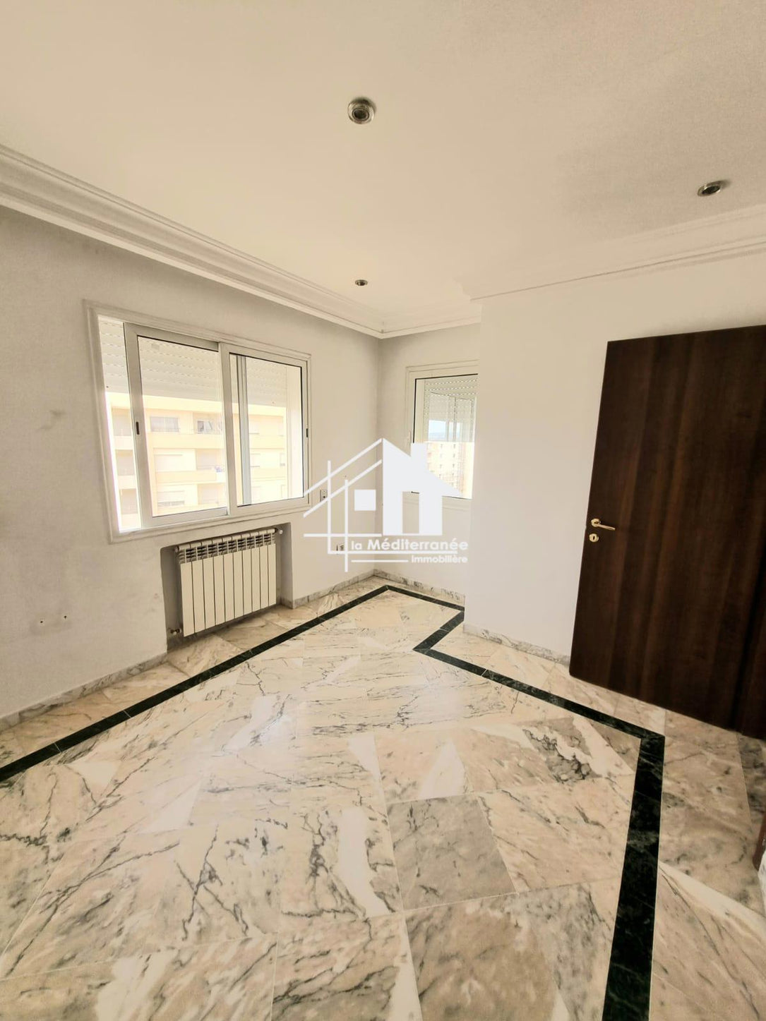 Appartement S+2 à Ain Zaghouan Nord