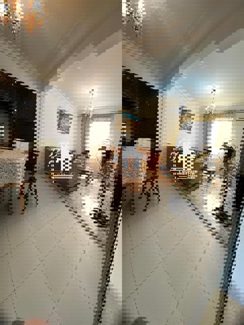 A louer étage de villa S+3 meublé à 20 mars