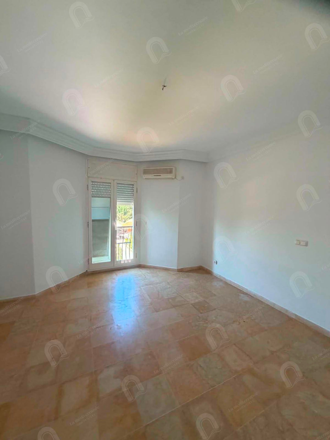 Un Duplex S+3 à louer aux les berges du lac 1