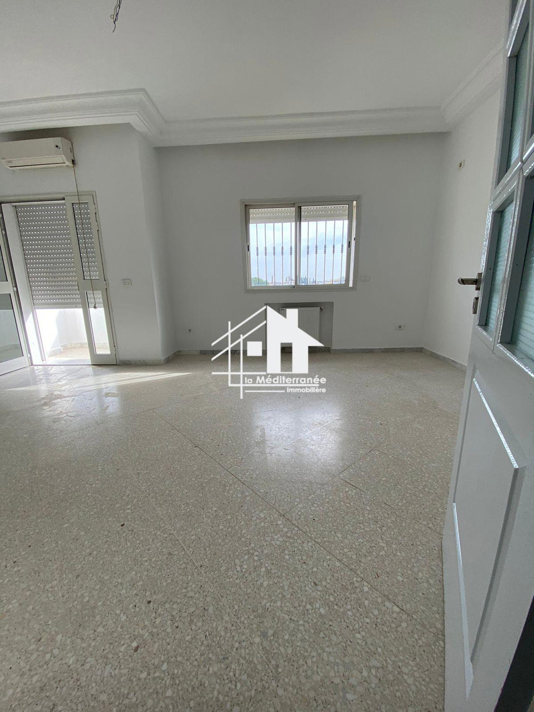 A louer appartement S+2 à bayrem tounsi