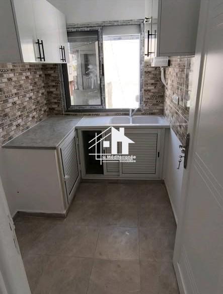 A louer étage de villa S+2 à Hedi Chaker bardo