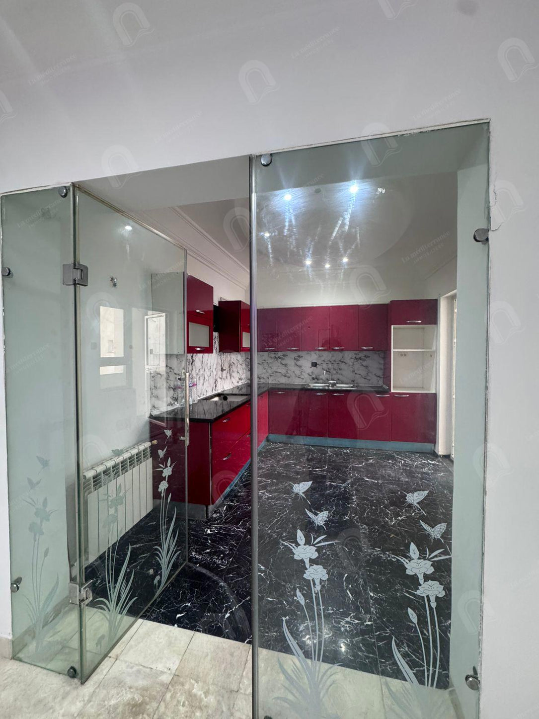 A louer Appartement S+3 hst au bardo