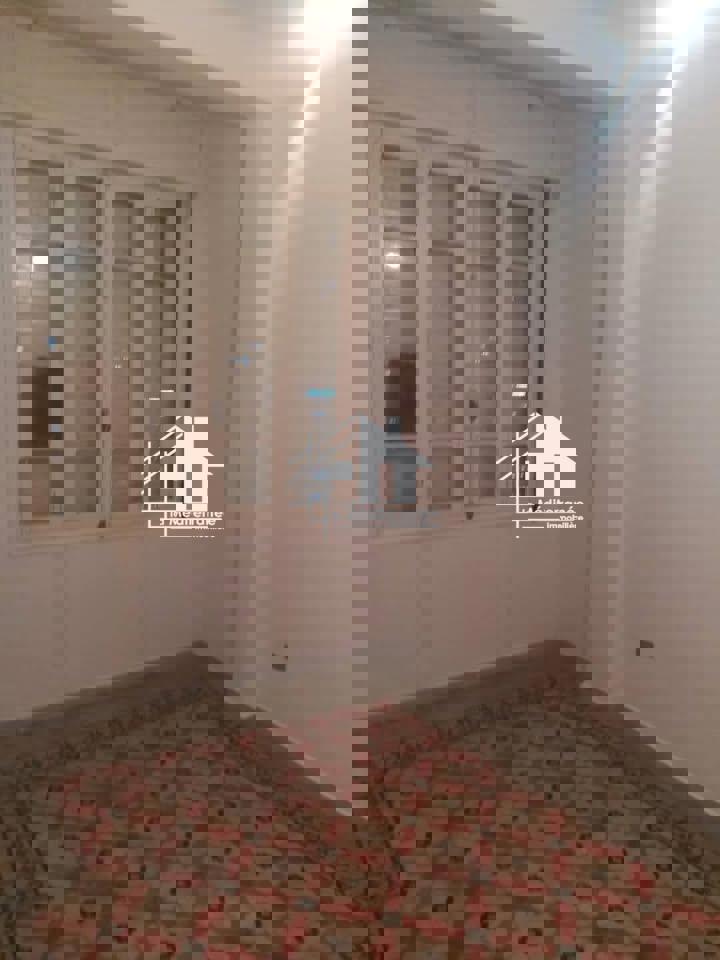 A louer  appartement S+1 au centre ville