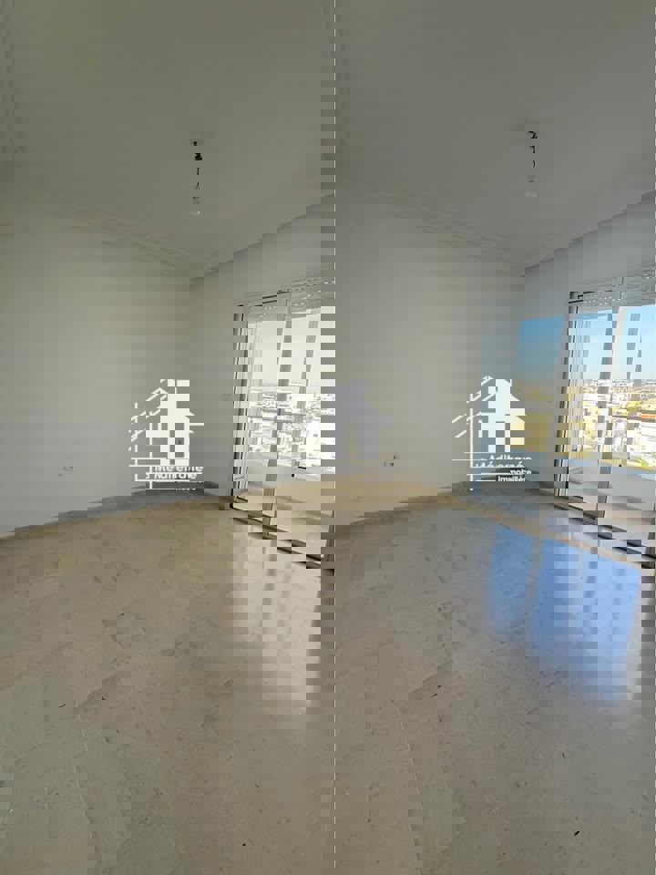 A vendre appartement s2 à Boumhel