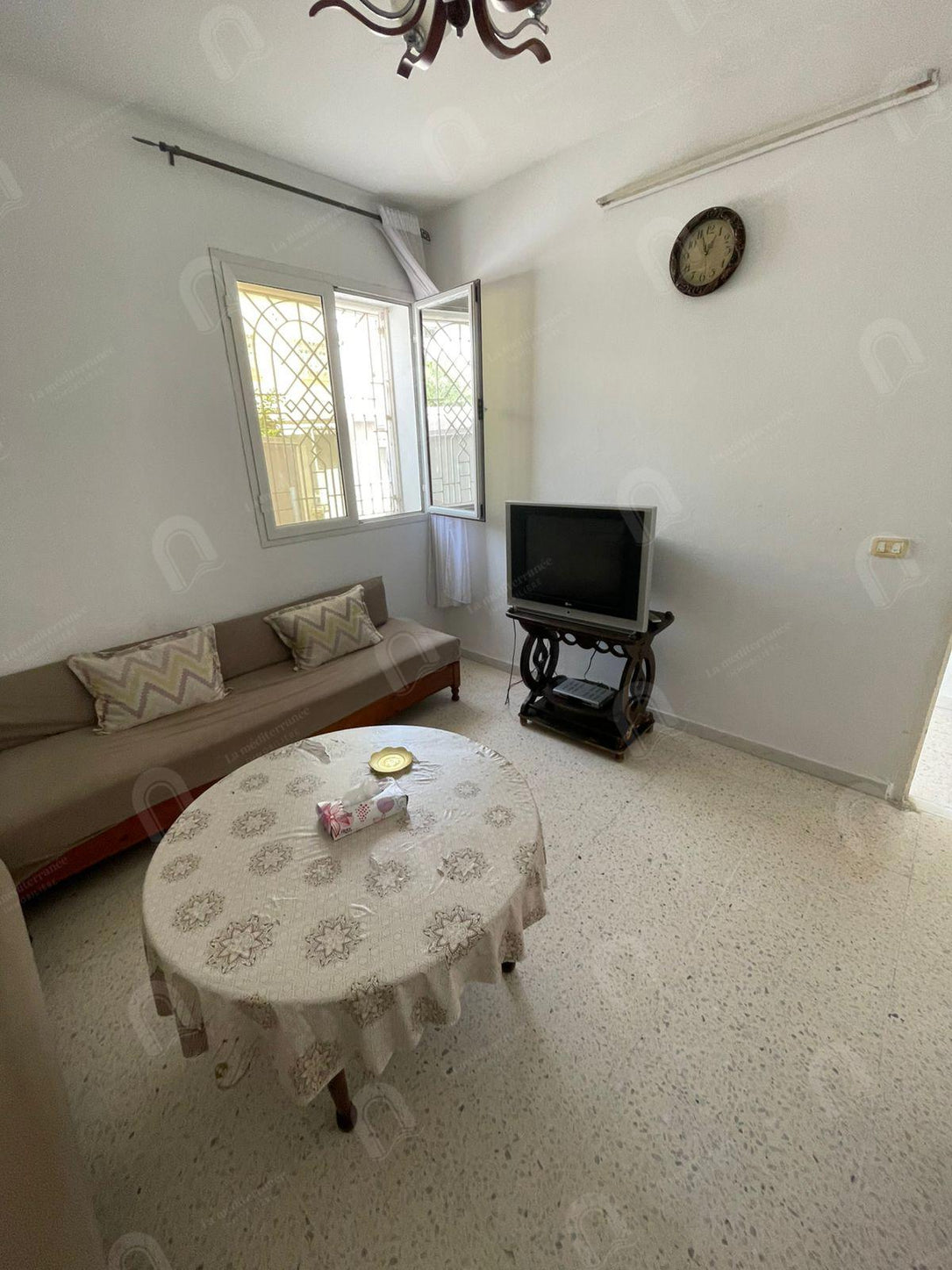 A louer un étage de villa S+3 meublé au bardo