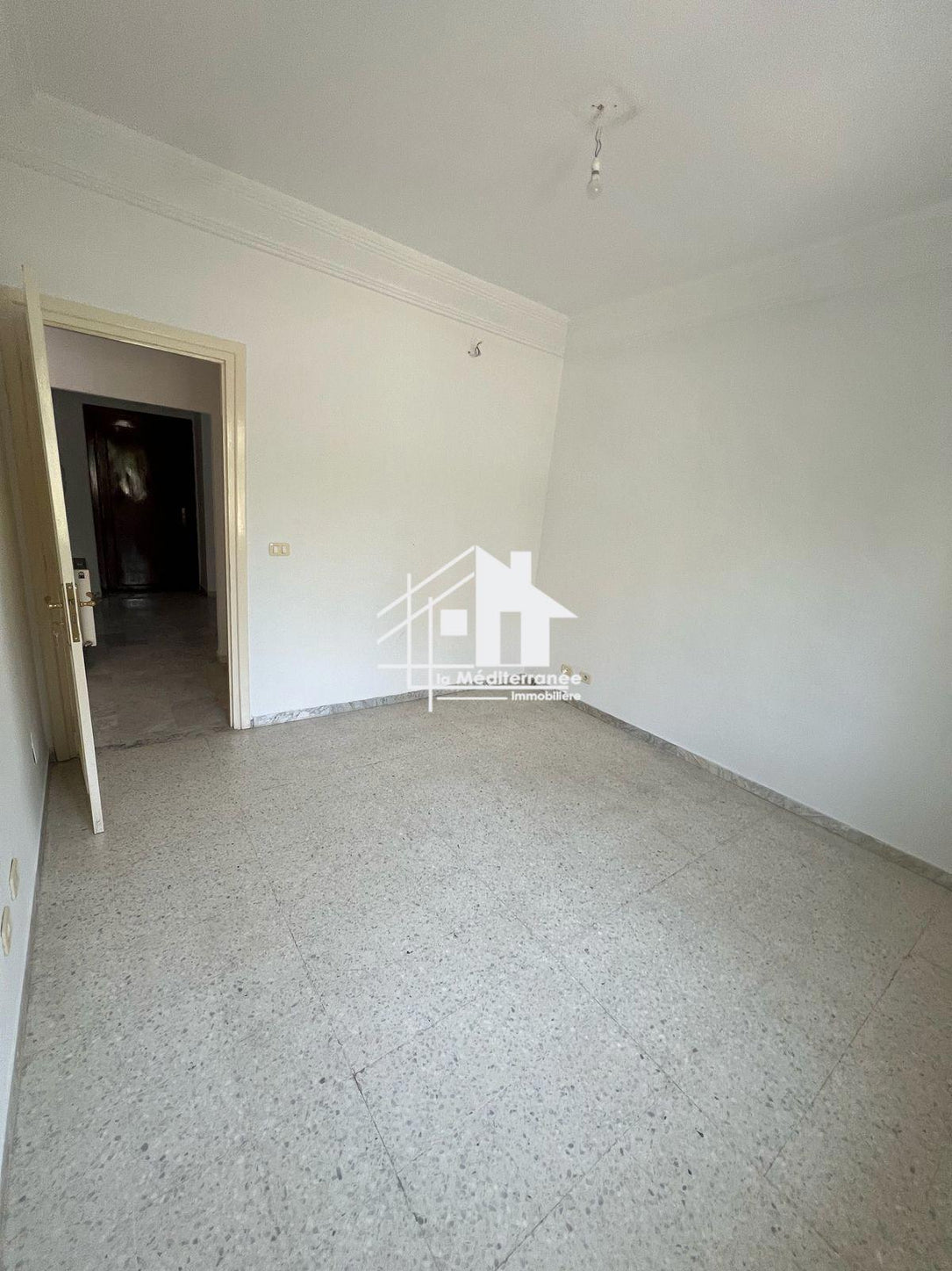 À vendre Appartement S+2 avec jardin à El Menzah 7bis