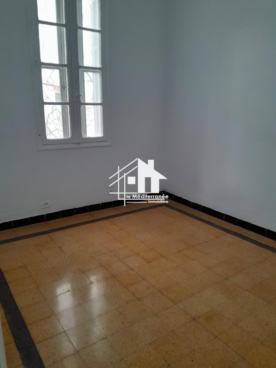 A louer appartement S+3 à belvédère