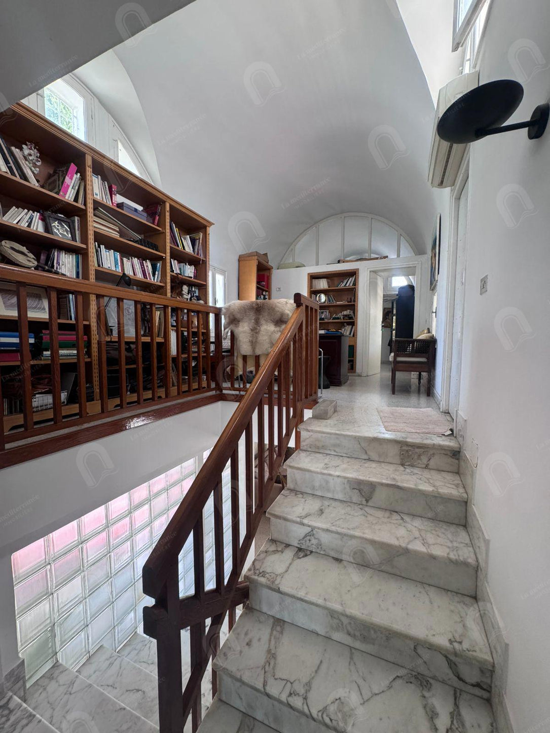 A vendre Villa 2S+5 avec grand jardin à cité romena