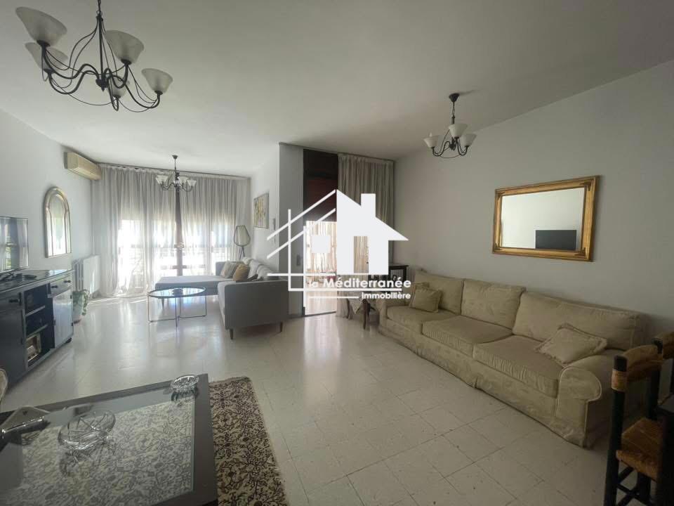 A louer un appartement s+3 Ennassr