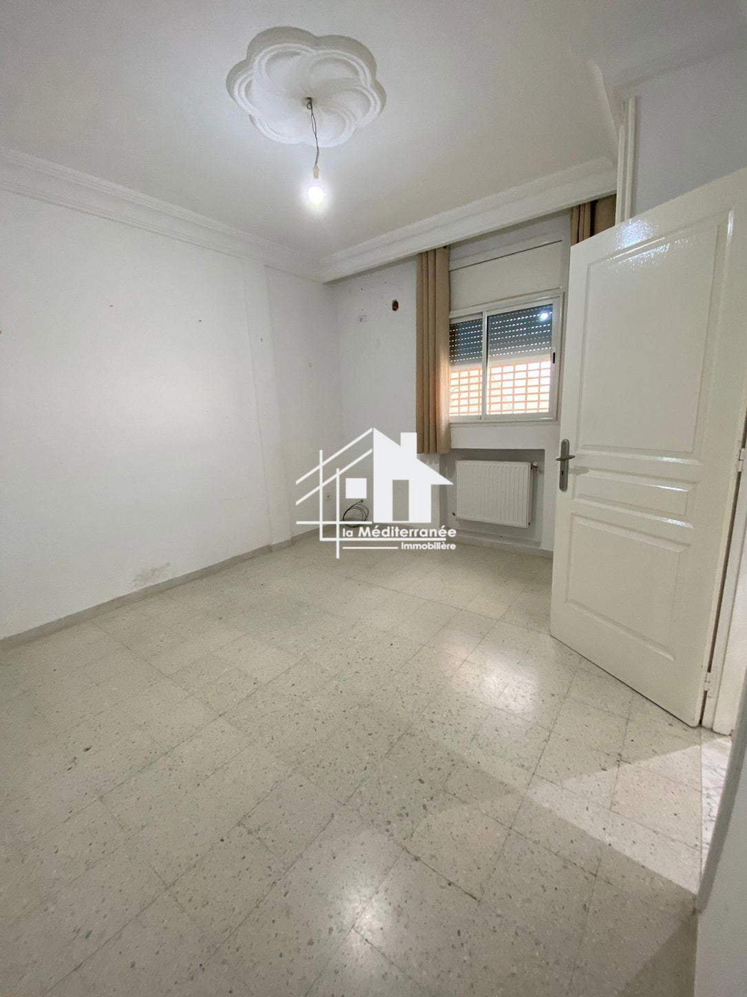 A louer étage de villa S+3 au bardo