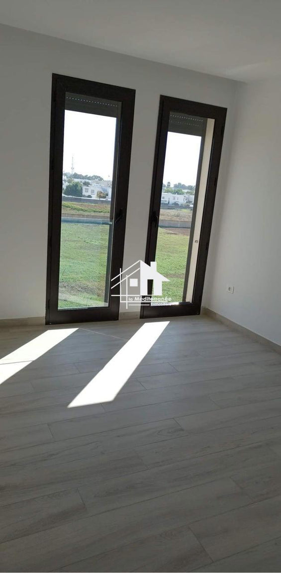 A louer un s+2 à la Marsa Stade