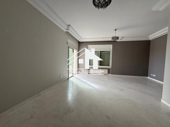 A louer un appartement au RDC