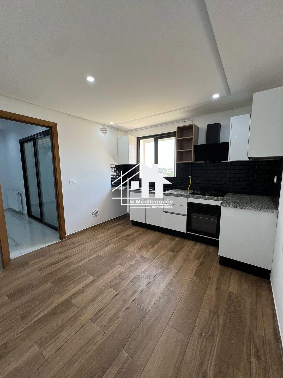 a louer appartement s+2 hst à manouba