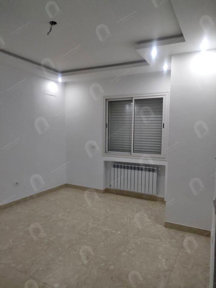 A louer appartement S+2 à Khaznadar
