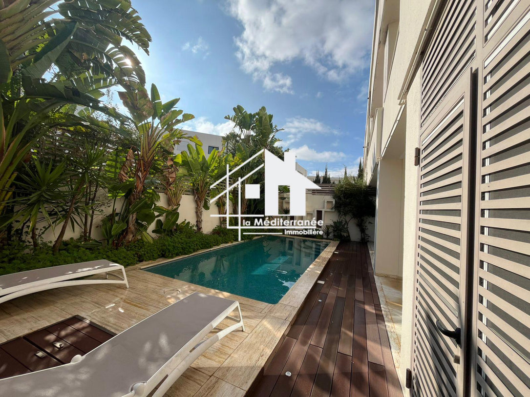 A louer un appartement s+2 vide à Gammarth touristiqie