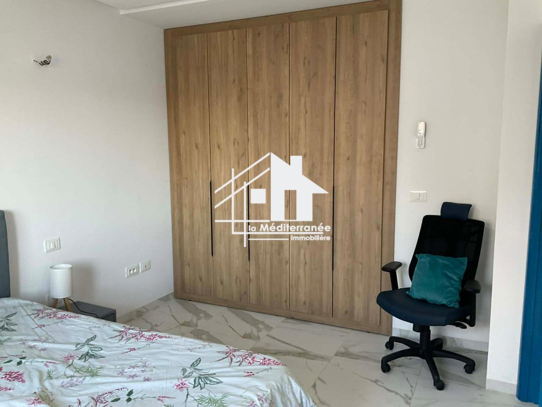 A louer appartement S+2 meublé Hst au bardo