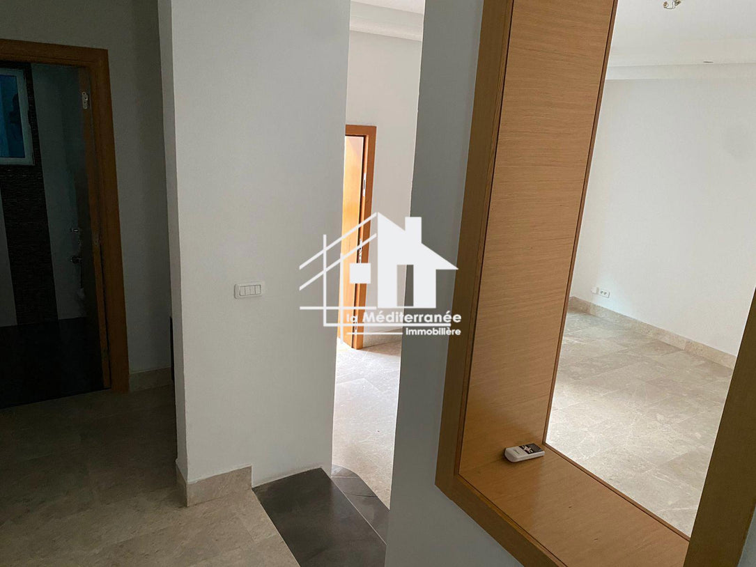 A louer duplex S2 avec terrasse à la soukra