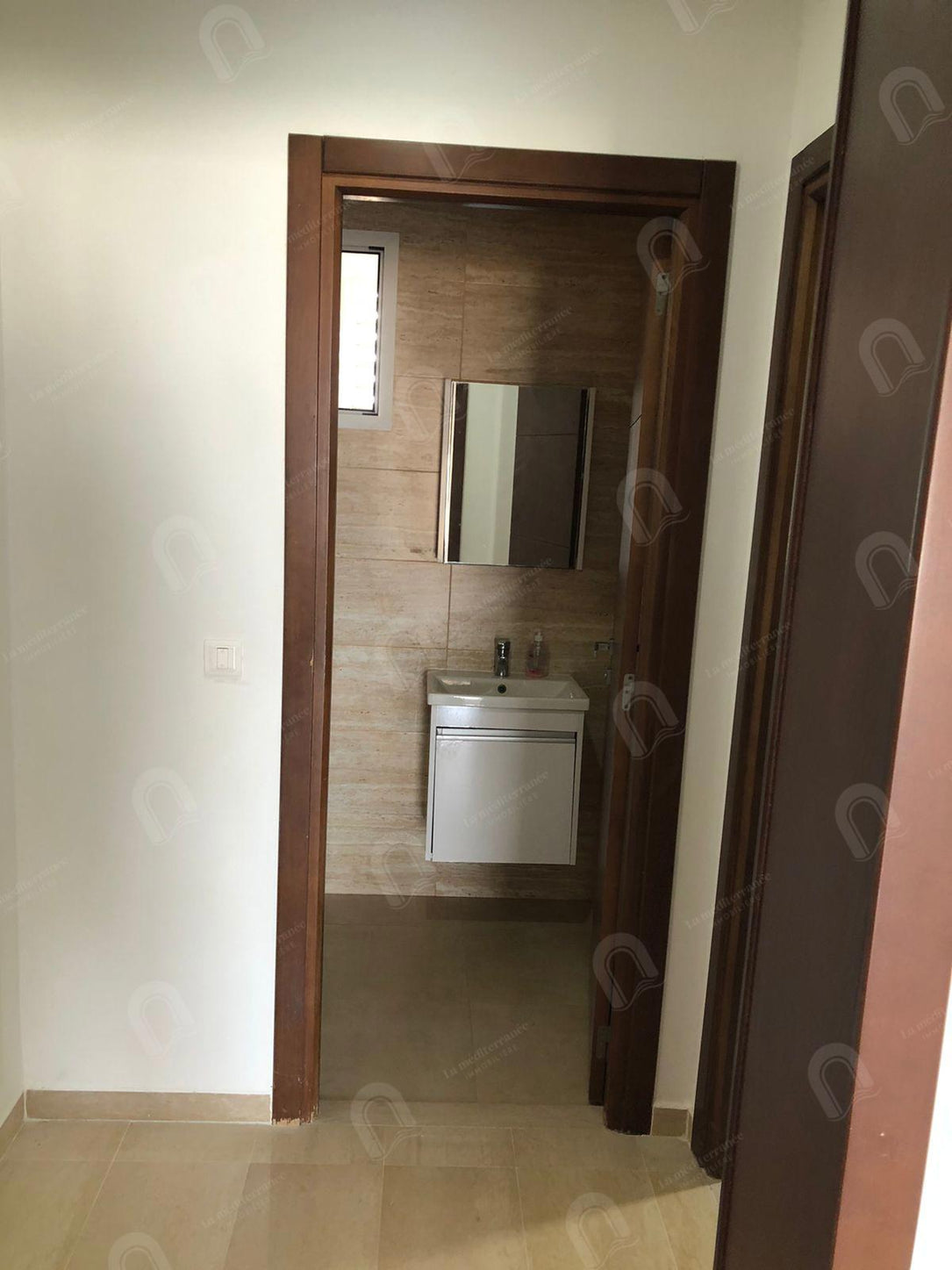 A louer un appartement s+2 à jardin d'el menzah 2