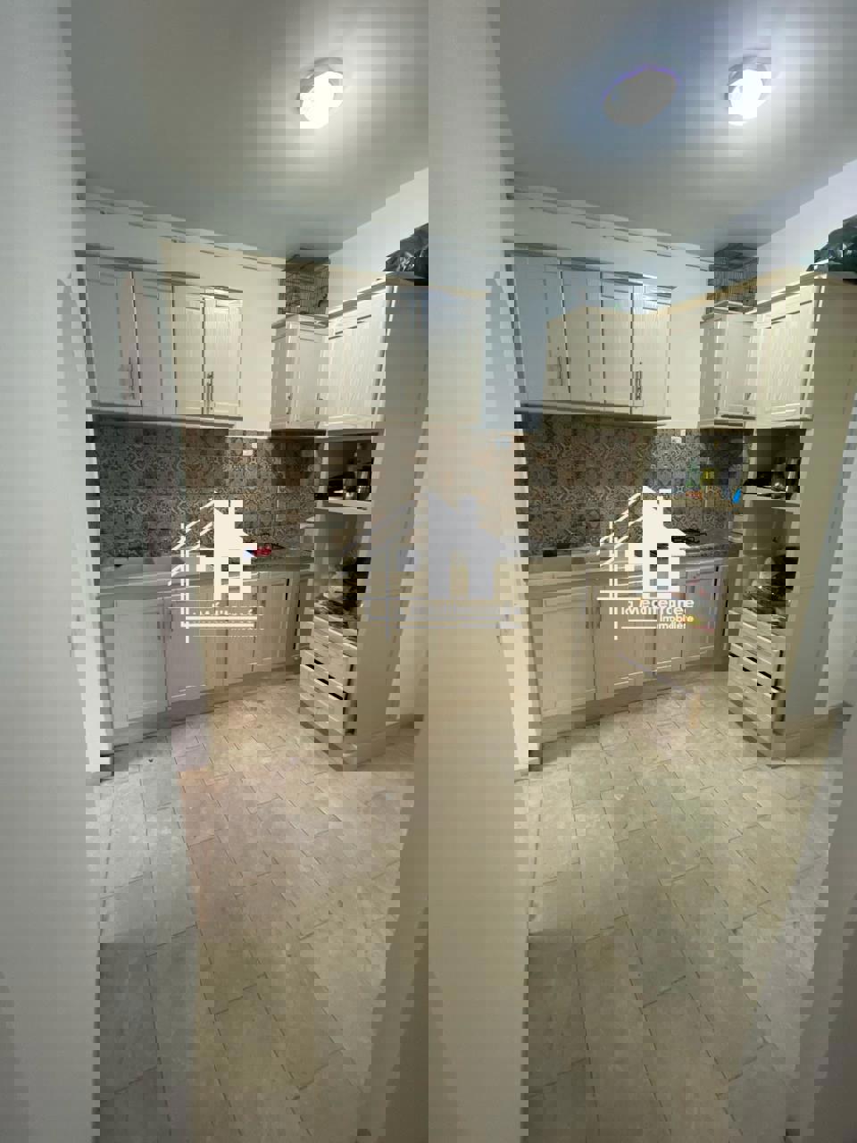 A louer appartement S+3 à Cité el hadika 2