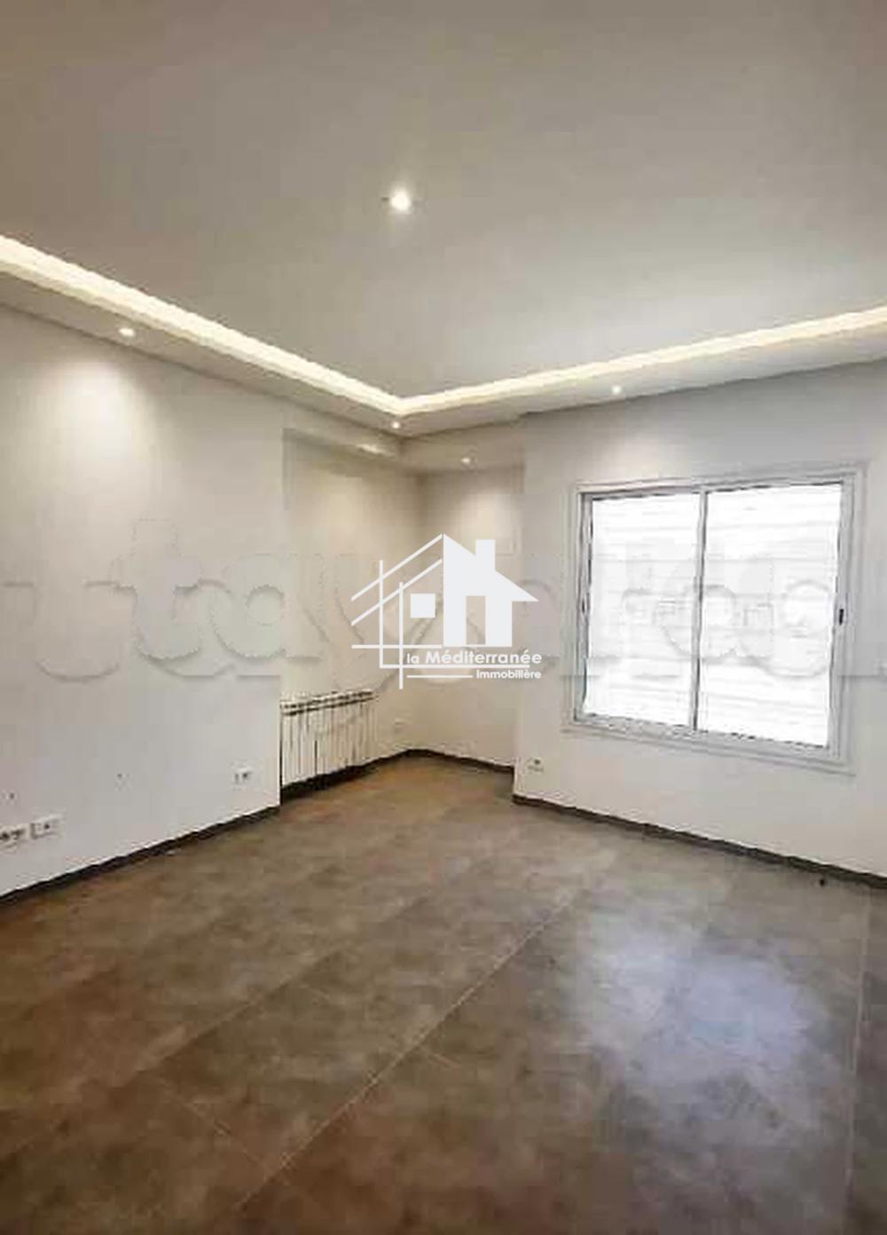 A louer étage de villa S+2 a manar 1