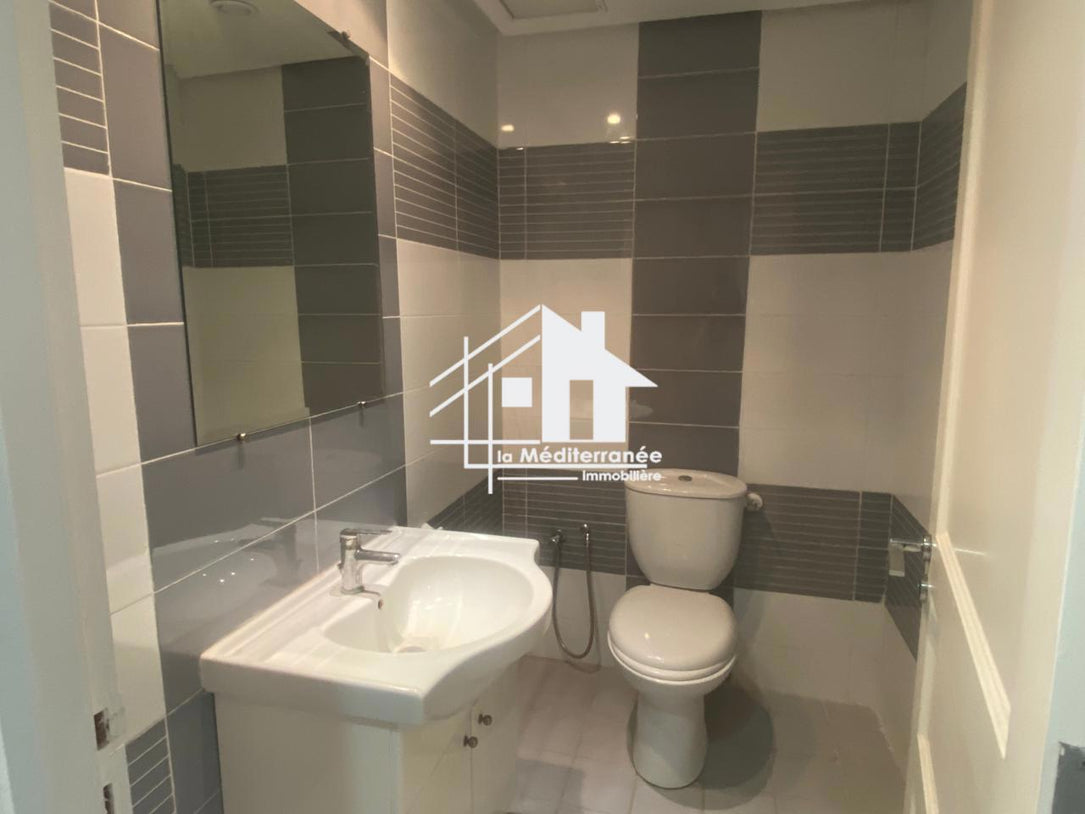 a louer s2 Ain Zaghouan nord