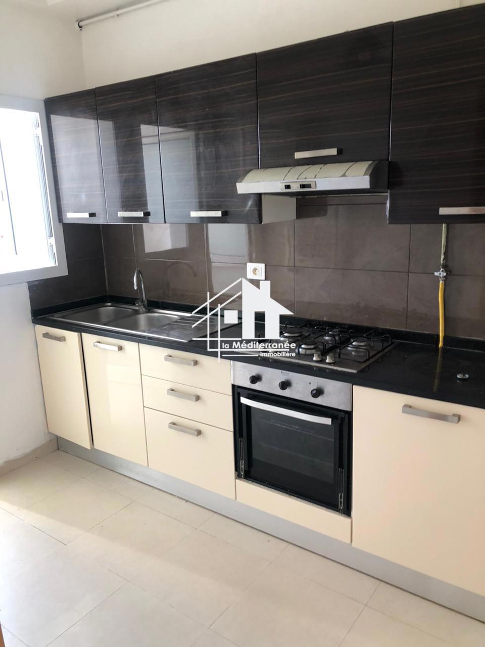 A louer un appartement s+1à cite el Fawez