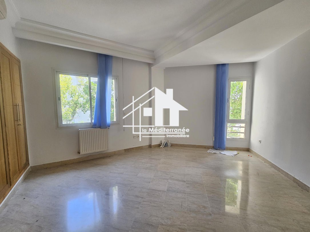 Appartement S+1 au Lac 2
