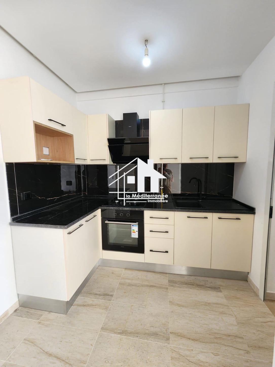 A louer S1 avec jardin à la soukra