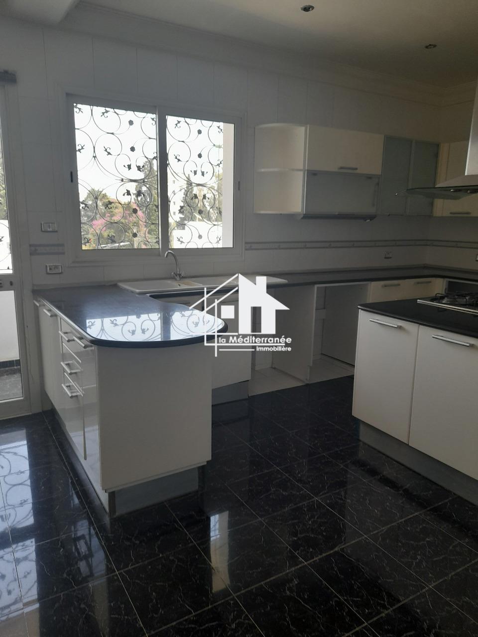 A louer Duplex à Mutuelle Ville