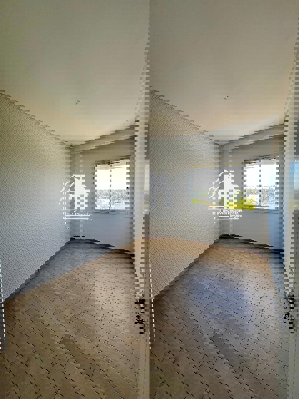 A louer appartement S+2 à la Soukra