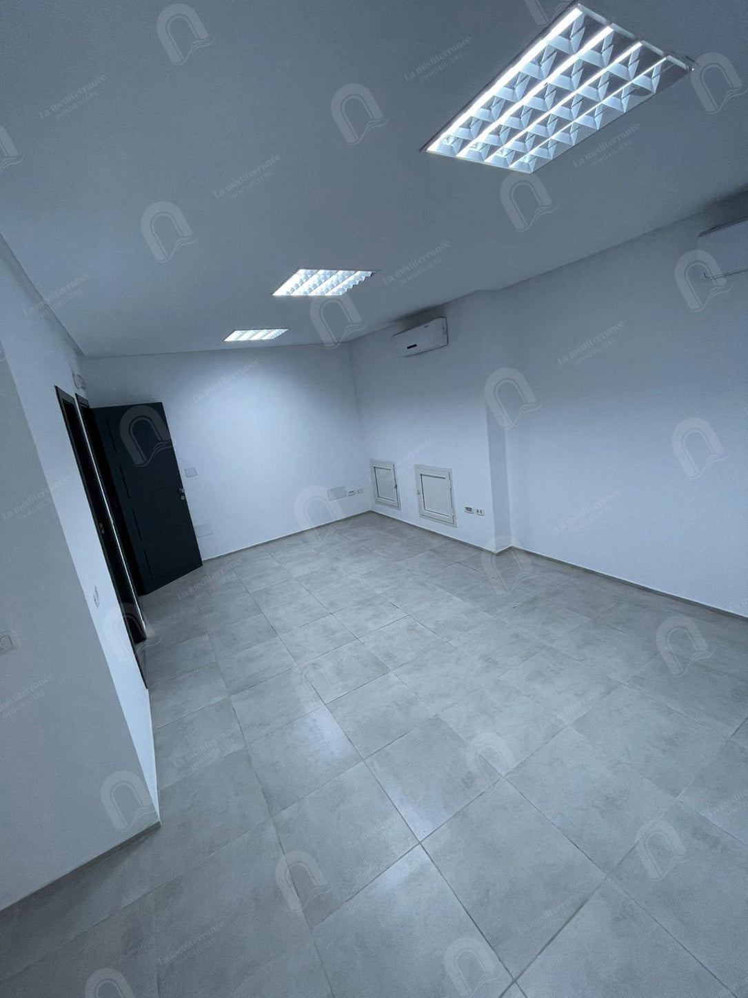 A vendre Bureau H+1 au bardo avenue hbib borguiba