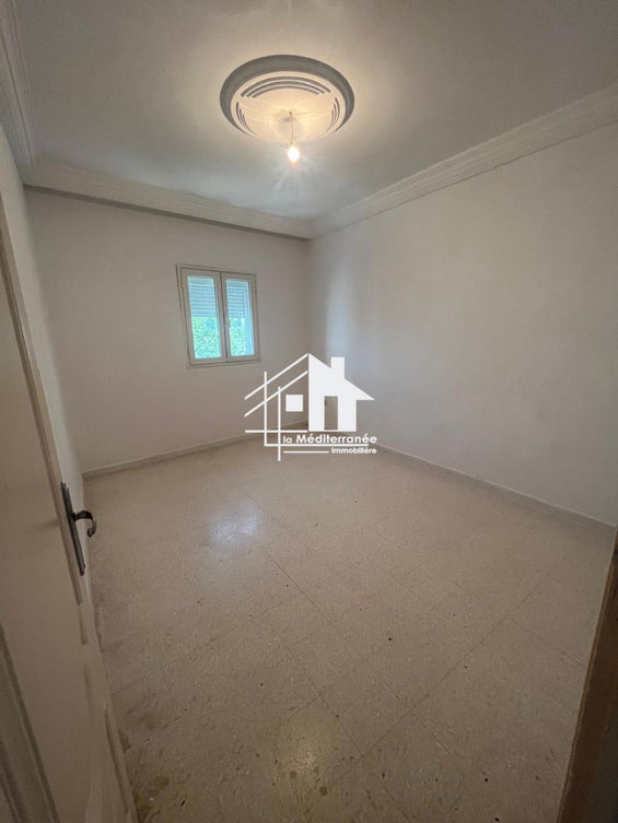 A louer étage de villa S+2 au Bardo