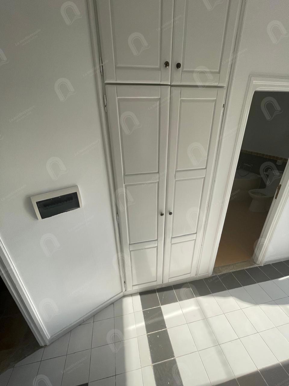 A louer un duplex 2S+4 hst au bardo