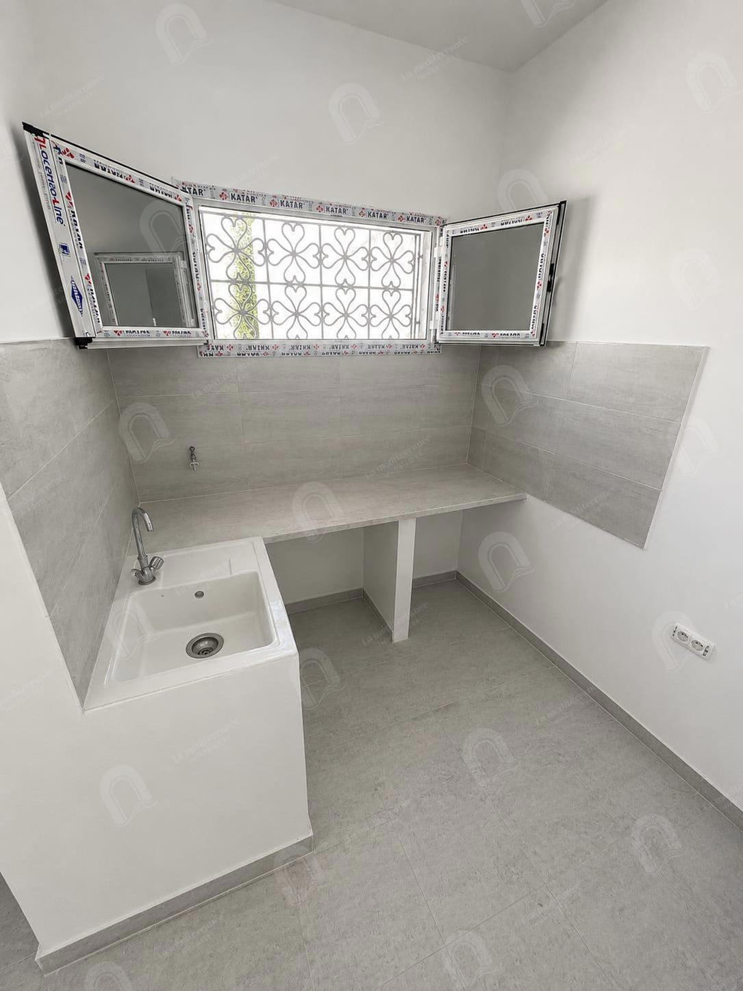 A louer un appartement S+1 à Saidia