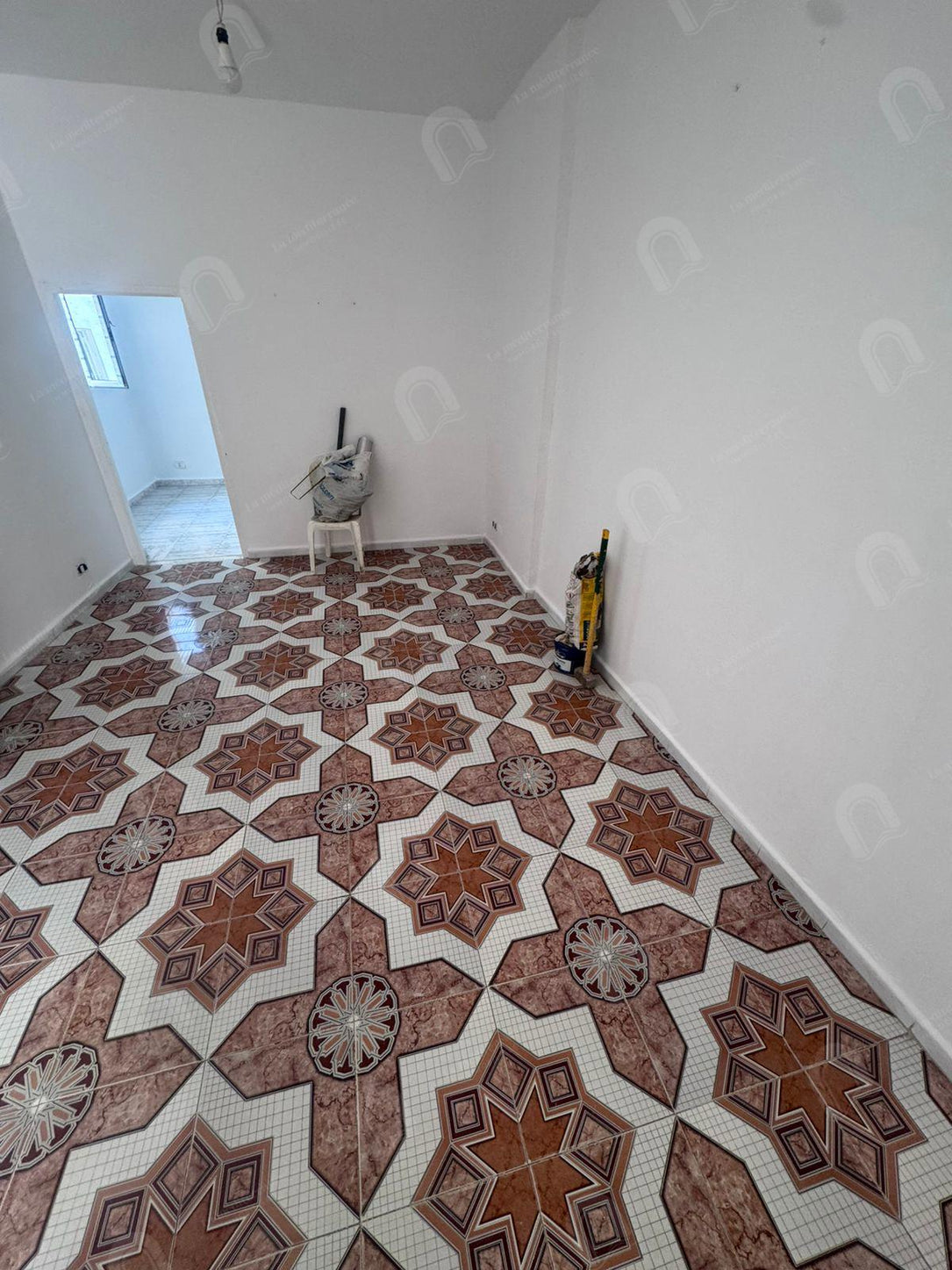 A louer un appartement S+2 au 1er étage