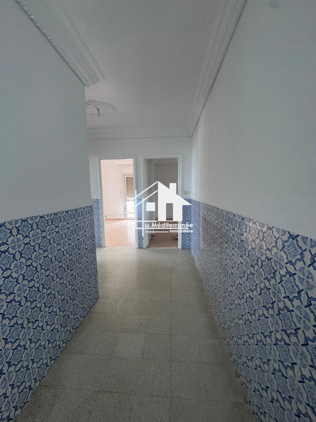 à louer un étage de villa s+3 au bardo