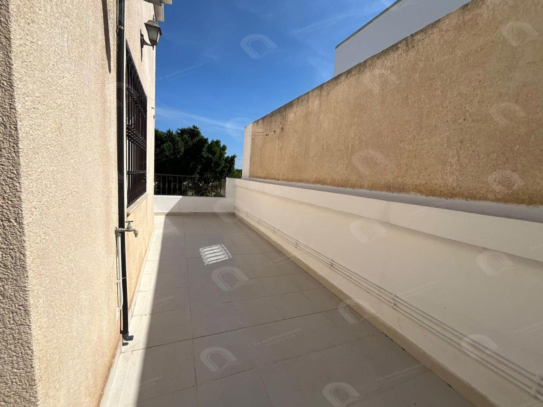 A louer s+3 aux jardins de Carthage