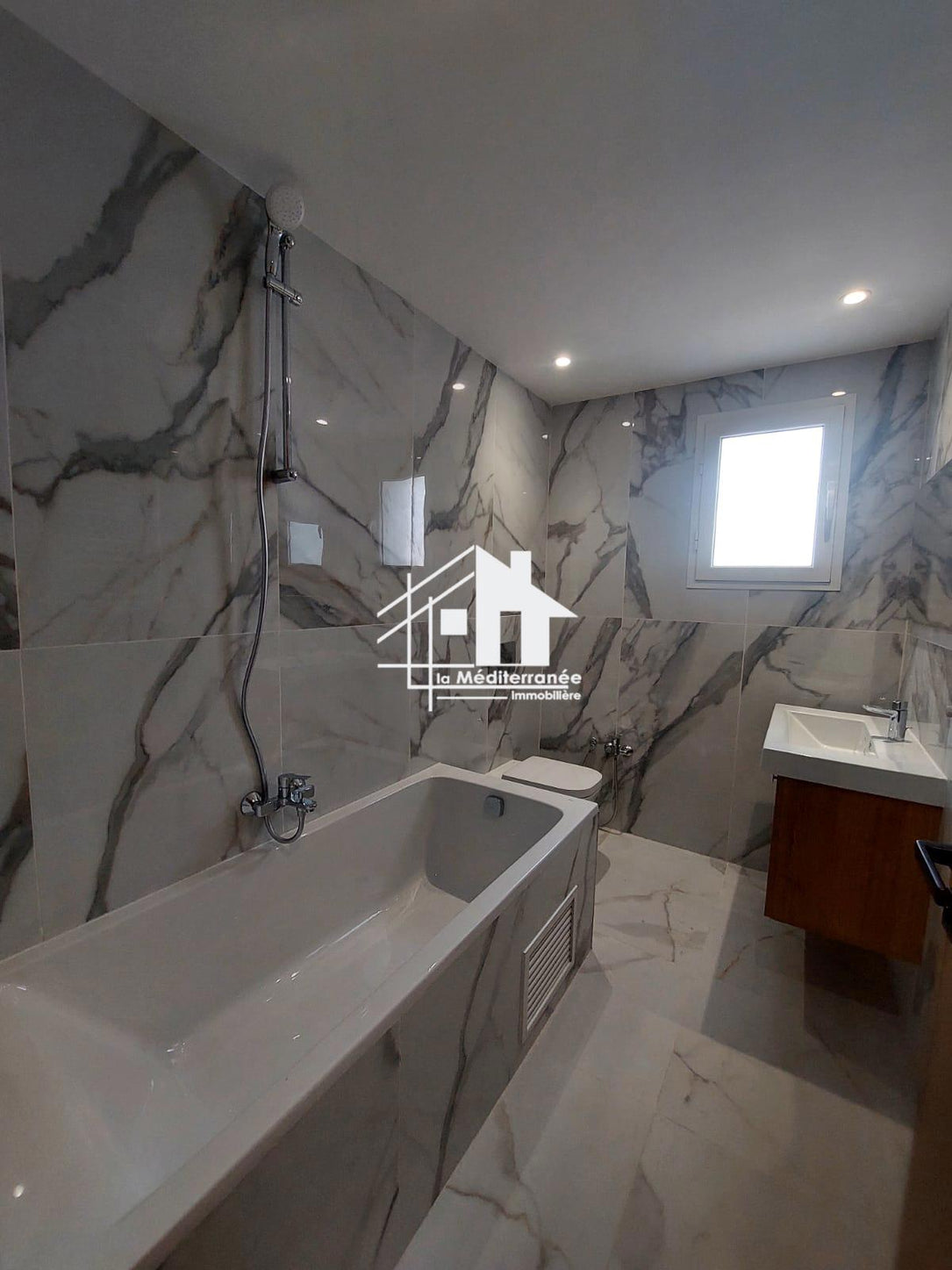 A louer S2 à la soukra