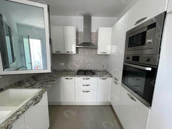 Appartement s+2  à Ezzahra (1 ére étage )