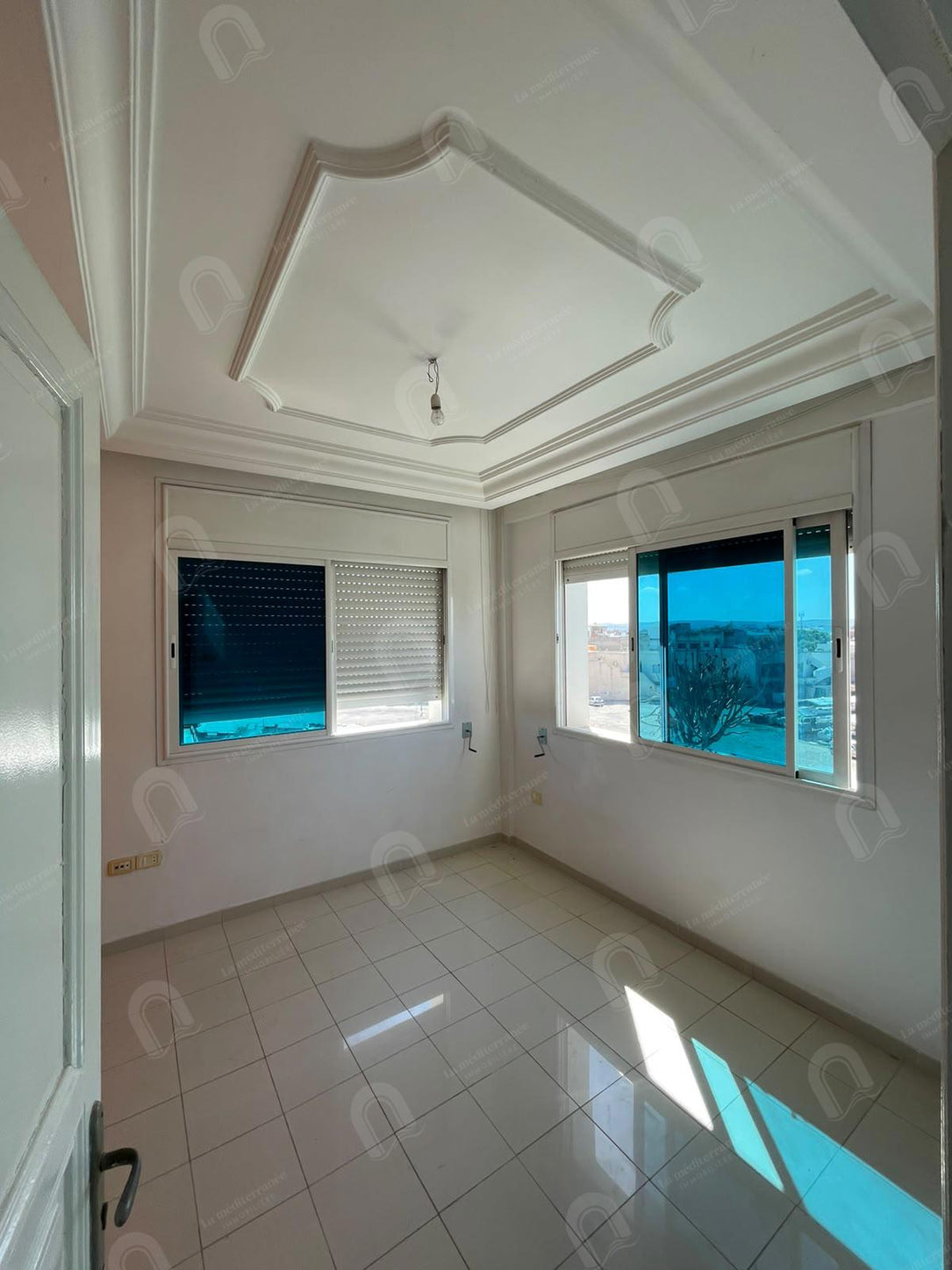 A vendre un appartement 2S+3 à khaznadar