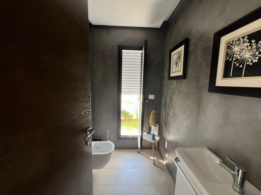 A louer une villa avec piscine à la soukra