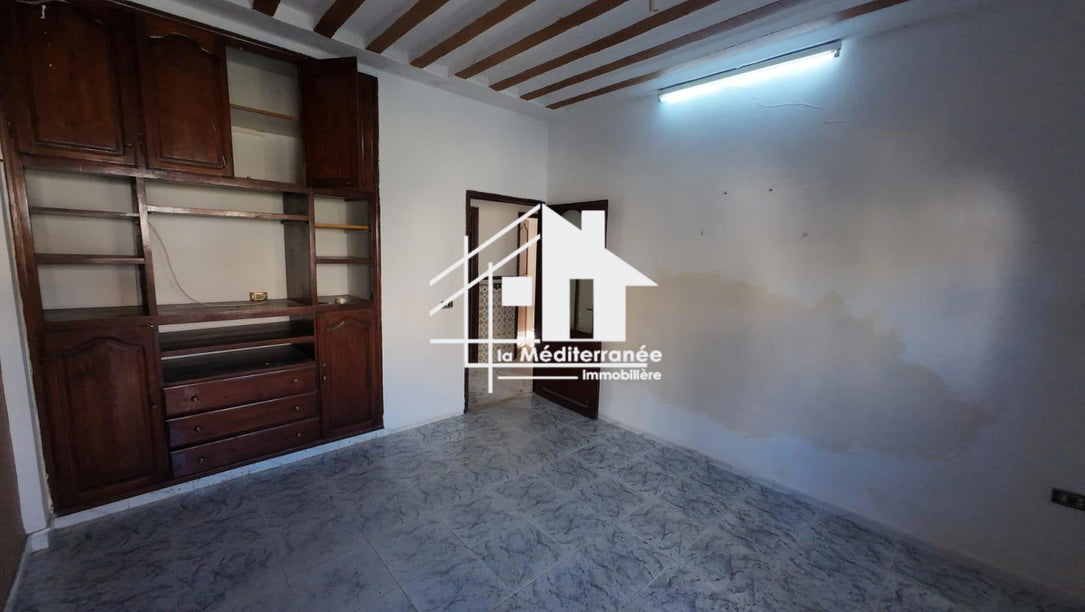 A louer étage de villa s+2 au bardo