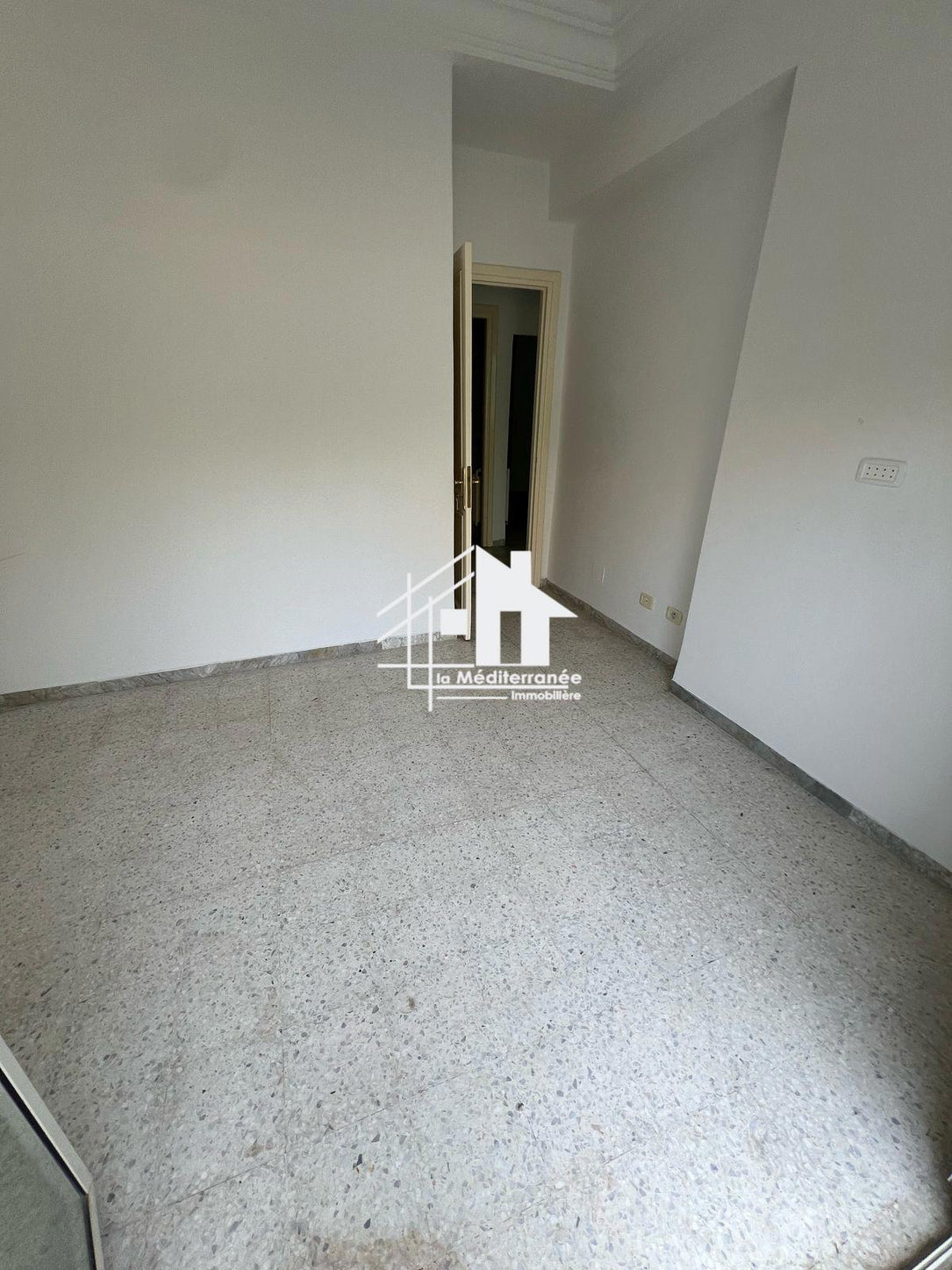À vendre Appartement S+2 avec jardin à El Menzah 7bis