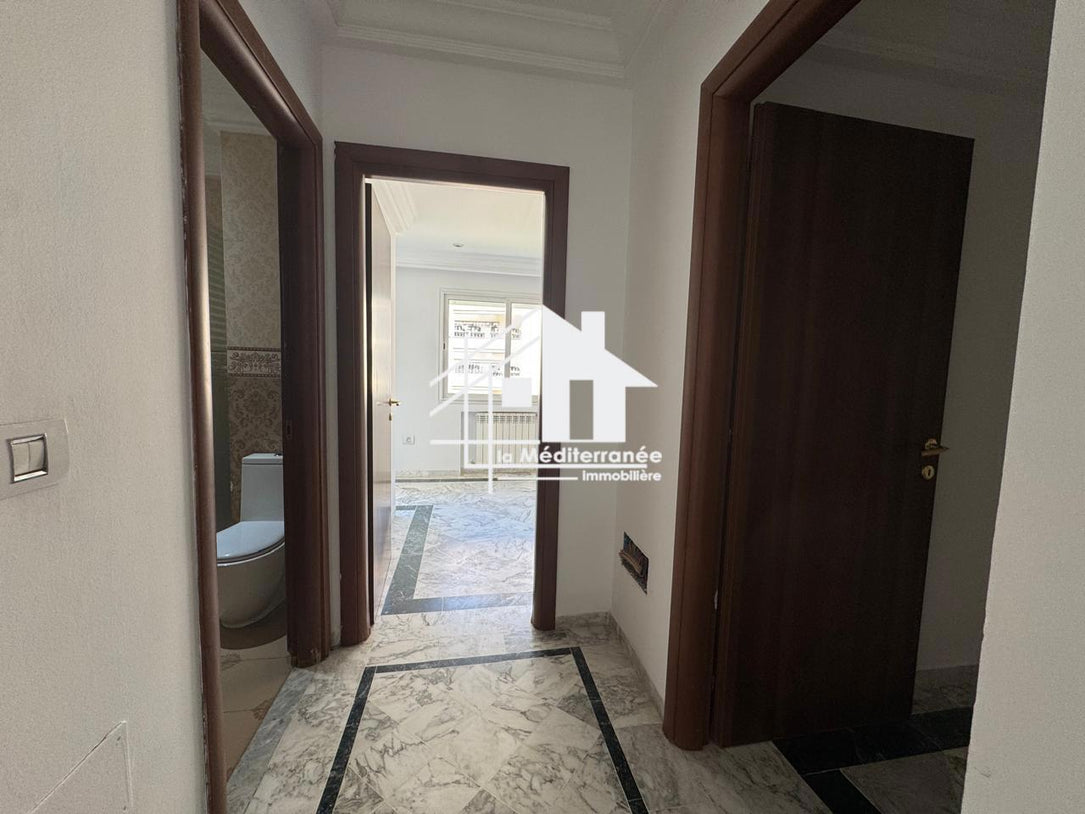 Appartement S+2 à Ain Zaghouan Nord