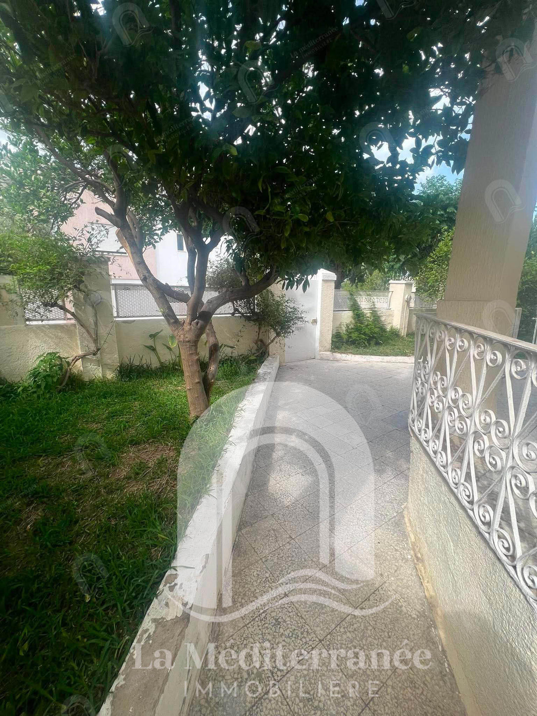Appartement à Mégrine coteau