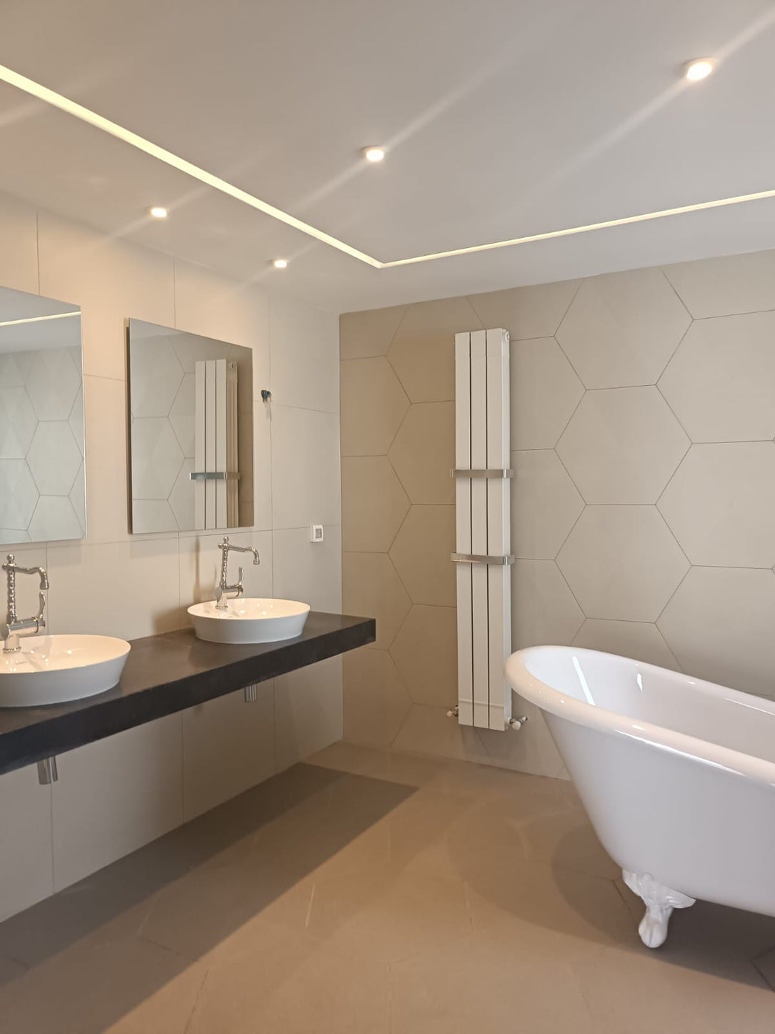 A louer un luxueuse villa àchotrana 1