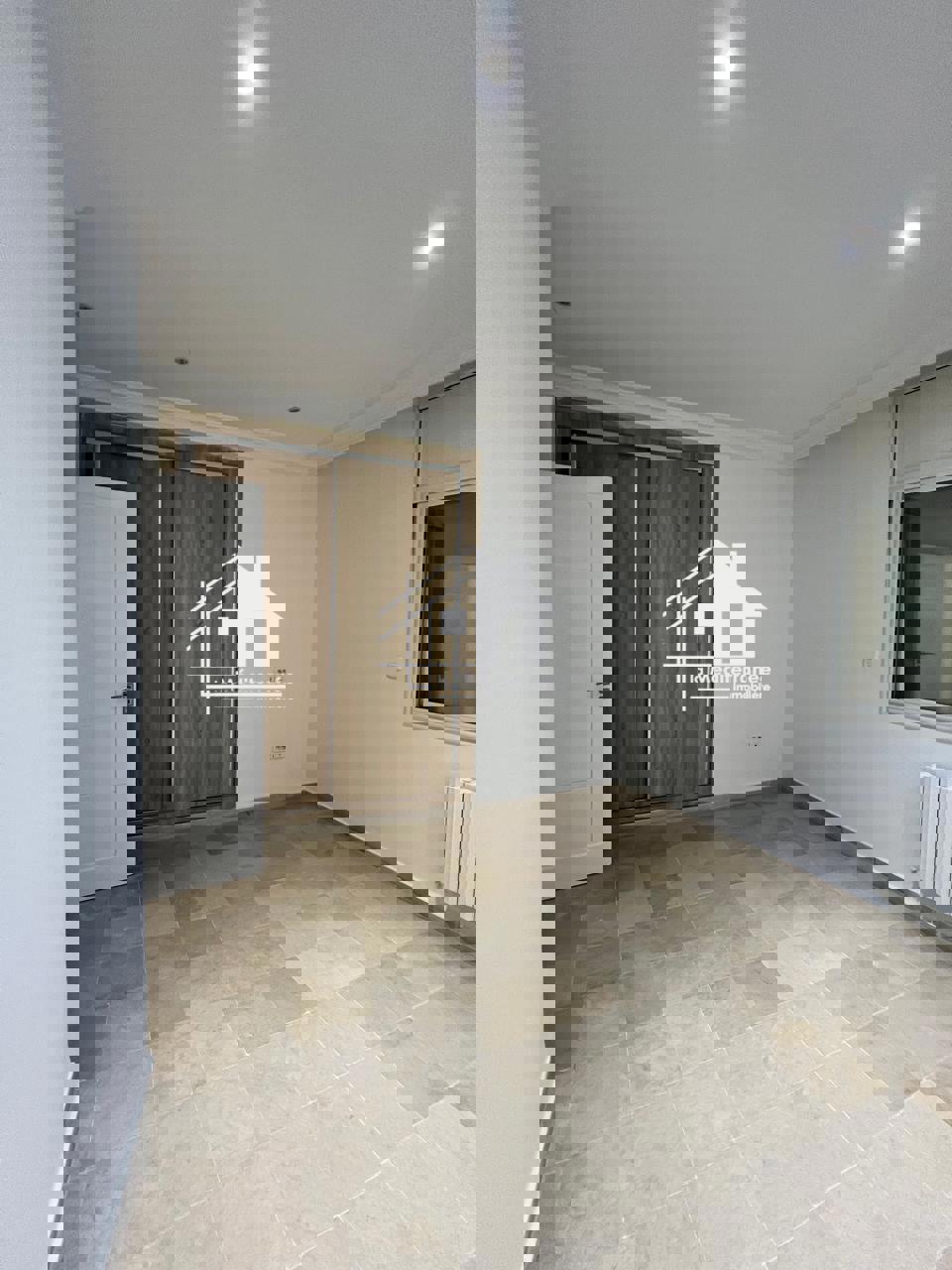 A louer appartement S3 à la Marsa