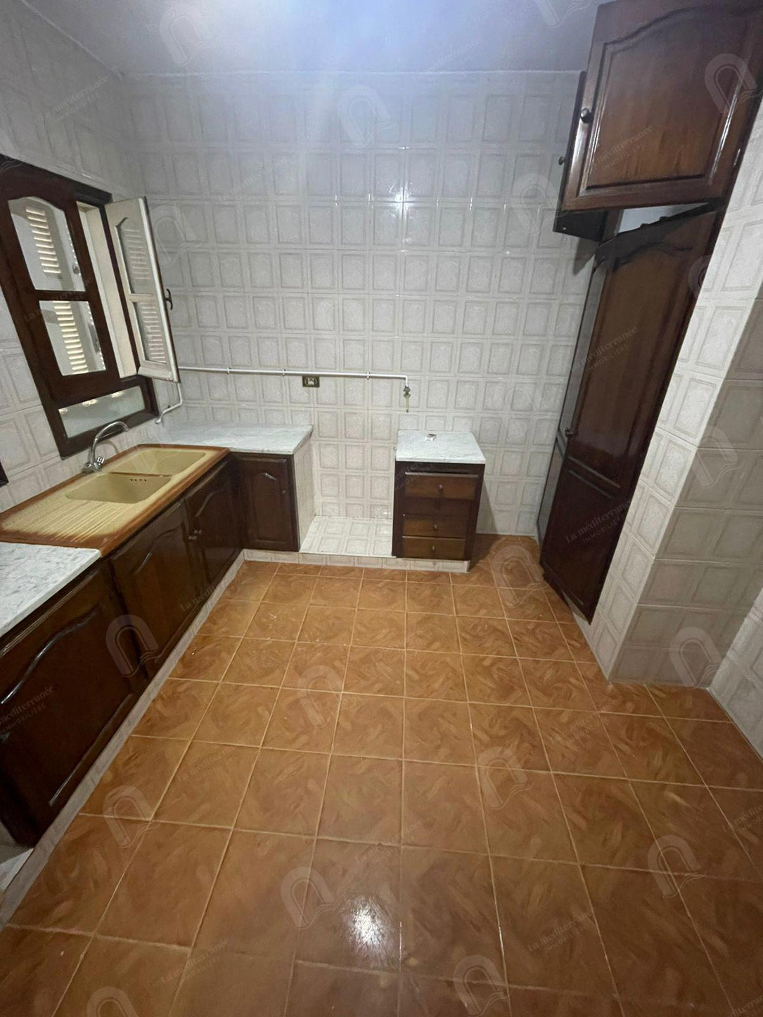 A louer étage de villa S+3 situé au Rdc au bardo