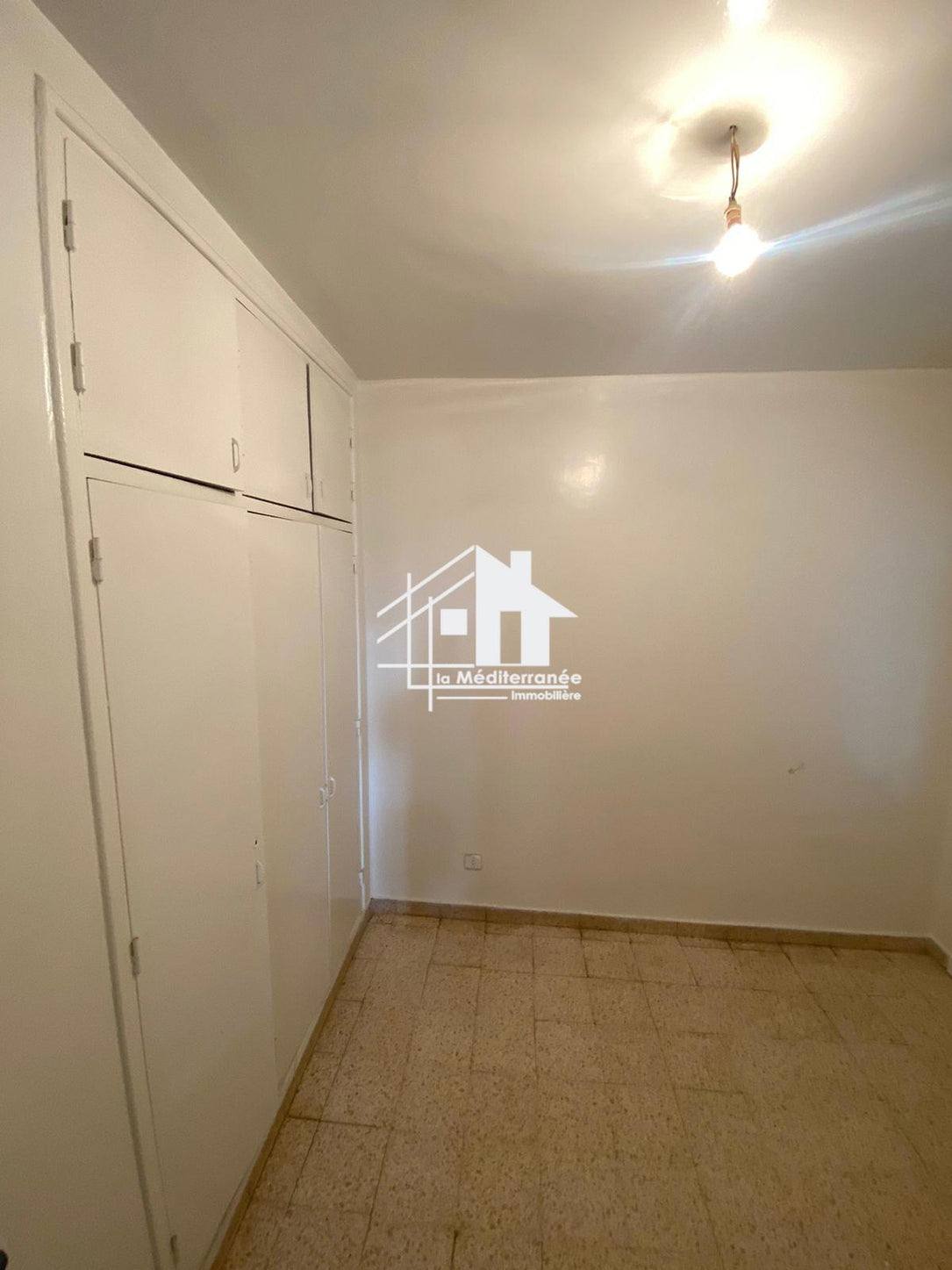 A vendre appartement S+2 à ksar said